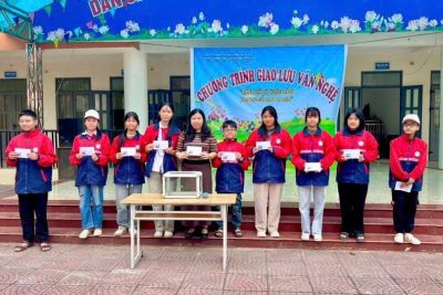 Trường THCS Tiên Hiệp – Phường Hà Nam – Tỉnh Ninh Bình giao lưu văn nghệ với Trung tâm nghệ thuật tình thương